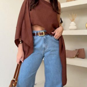 Top corto marrón con hombros descubiertos